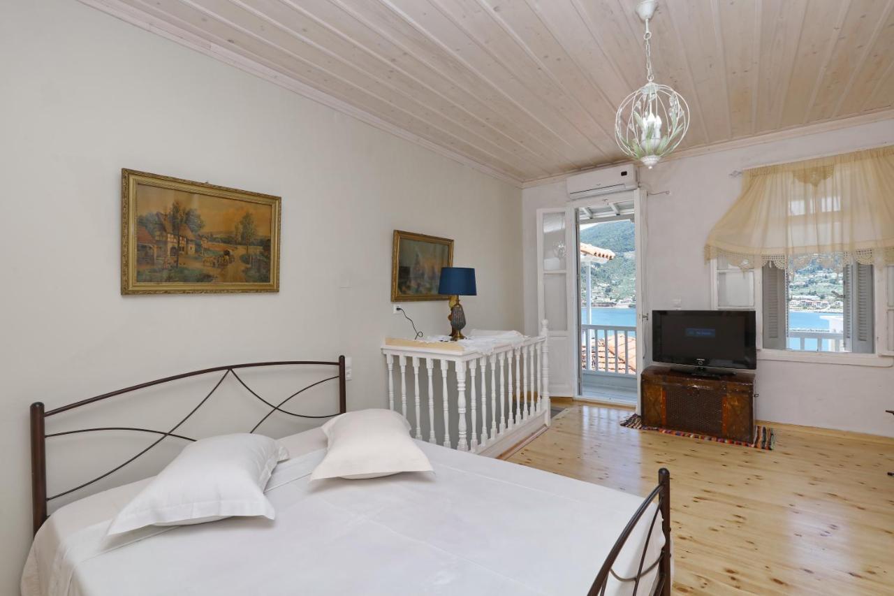Appartement House Of Town à Skopelos Extérieur photo