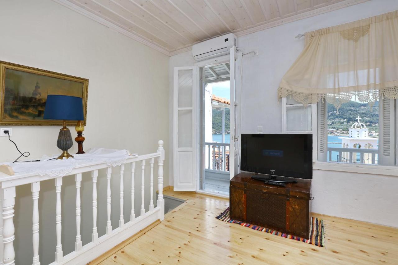 Appartement House Of Town à Skopelos Extérieur photo